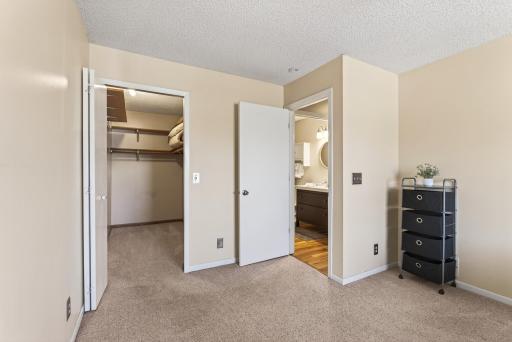 732 Parkside Drive, 732H, Saint Paul, MN 55127
