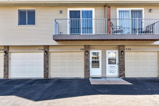 732 Parkside Drive, 732H, Saint Paul, MN 55127