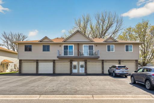 732 Parkside Drive, 732H, Saint Paul, MN 55127