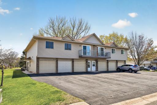 732 Parkside Drive, 732H, Saint Paul, MN 55127