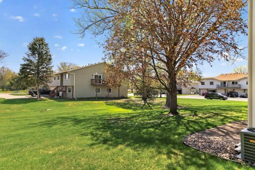 732 Parkside Drive, 732H, Saint Paul, MN 55127