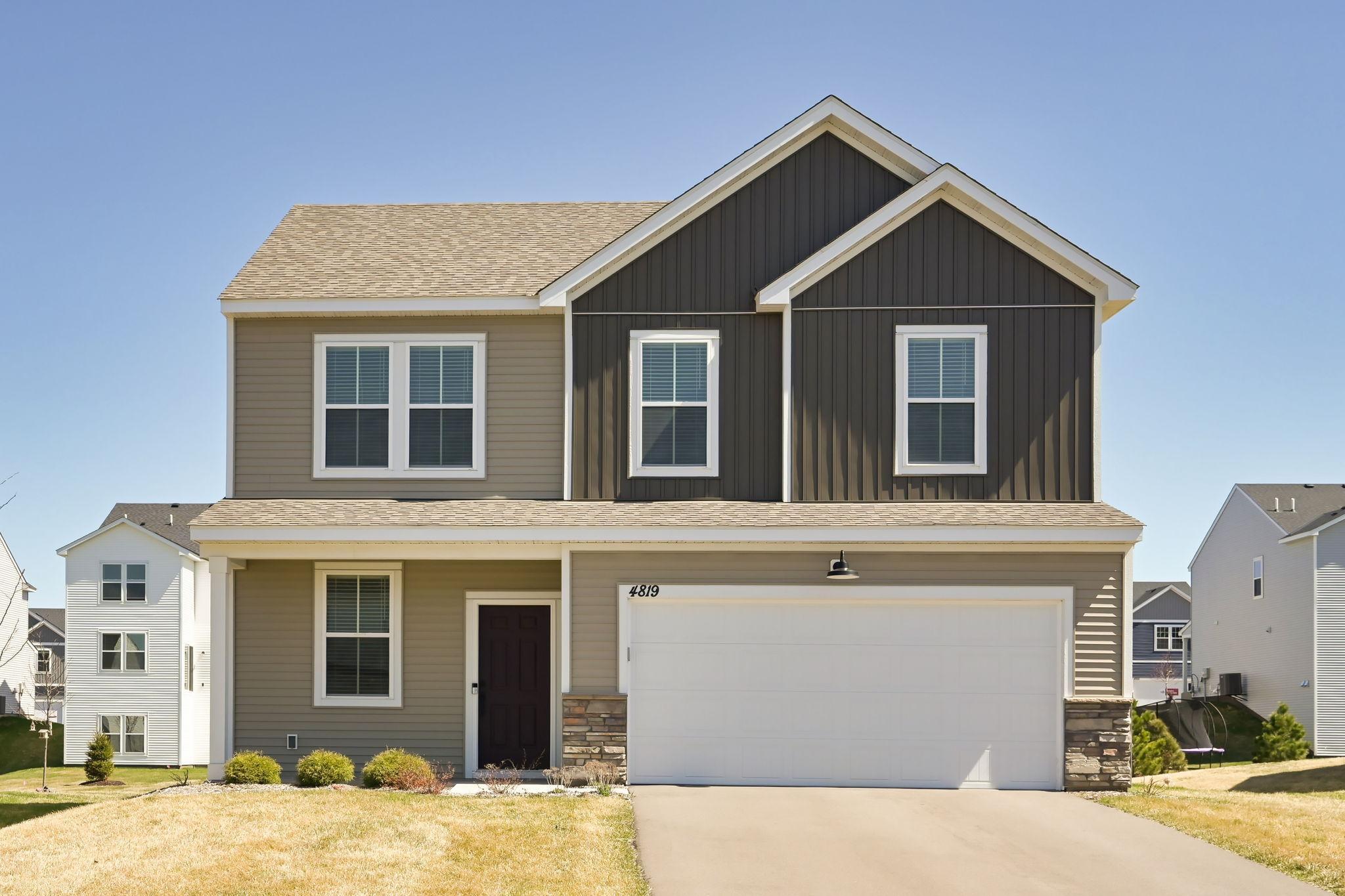 Welcome to 4819 Island Park Dr.