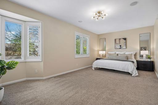 513 Coventry Lane, Minneapolis, MN 55435
