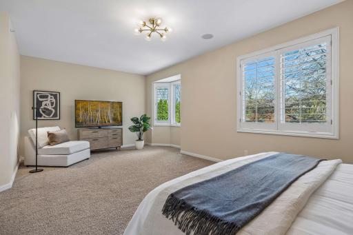 513 Coventry Lane, Minneapolis, MN 55435