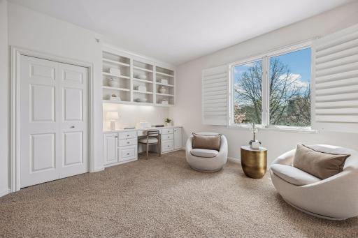 513 Coventry Lane, Minneapolis, MN 55435