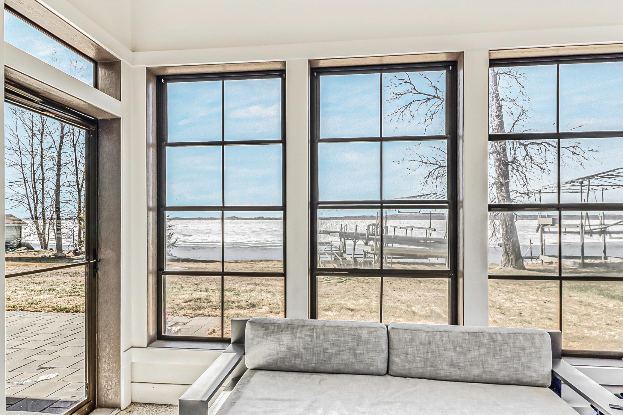 Sunroom1_1.jpg