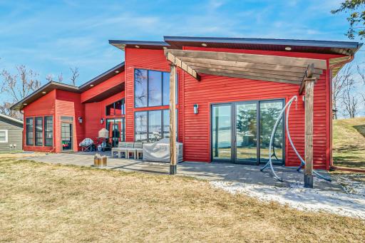 14184 Tradewinds Road, Audubon, MN 56511