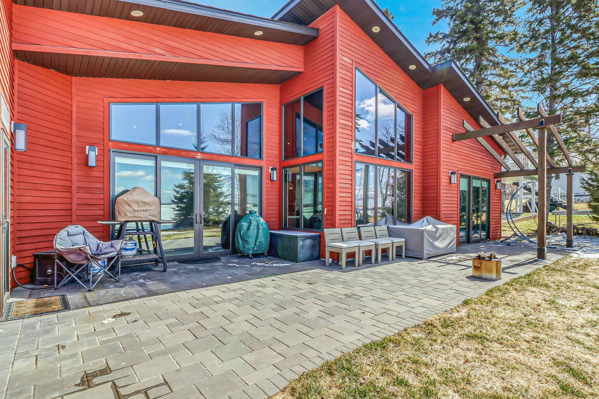 Exterior_Patio1_1.jpg