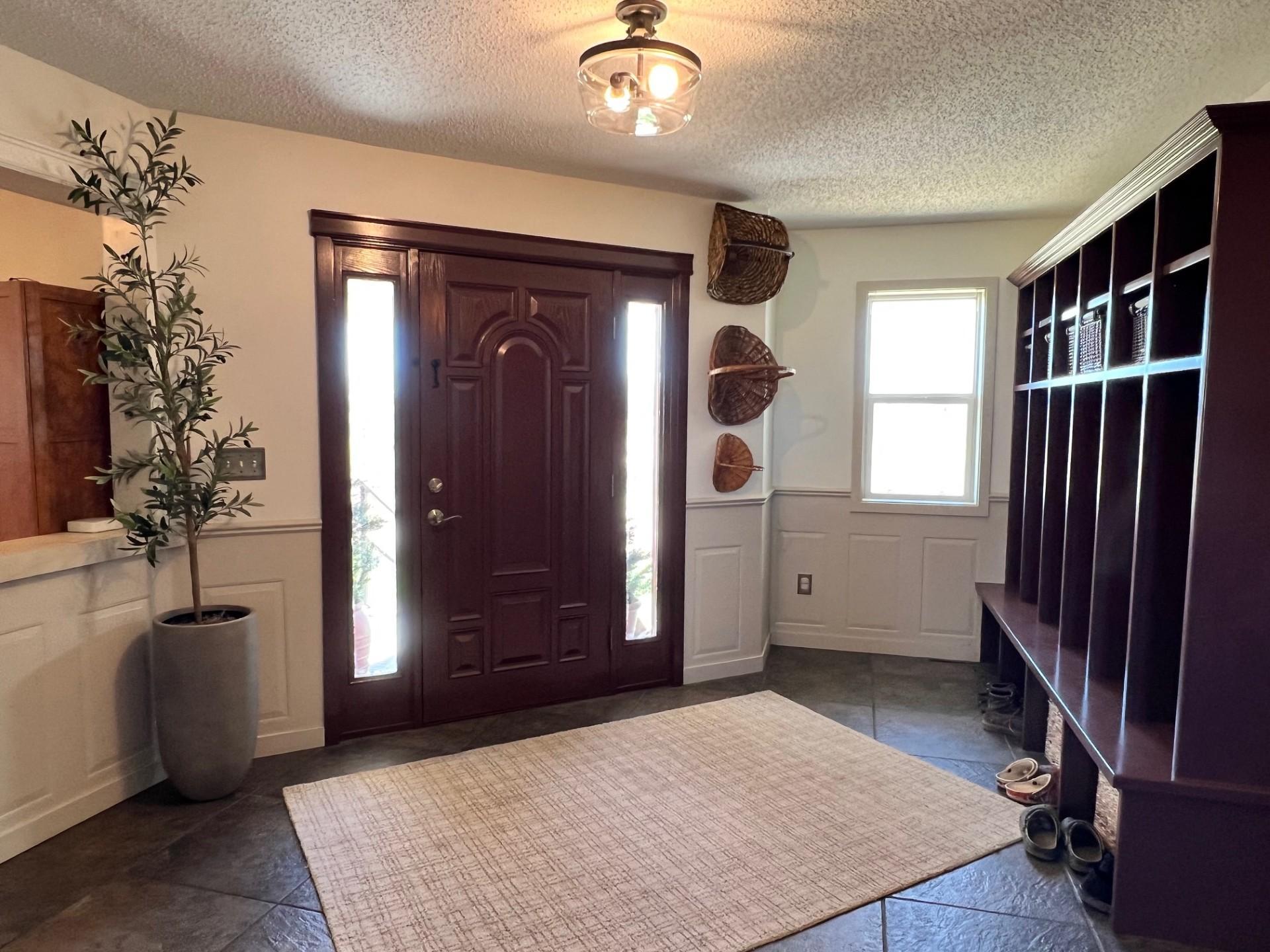 Grand entry / mud room