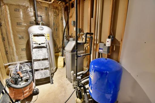 Bills House - 13.jpeg