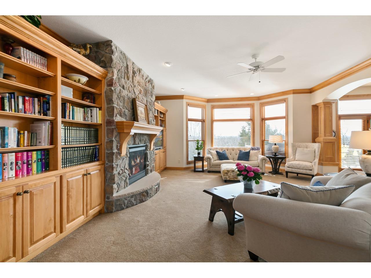 Bright and open main floor living