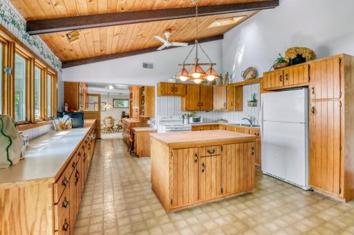 51301 County Highway 31, Detroit Lakes, MN 56501