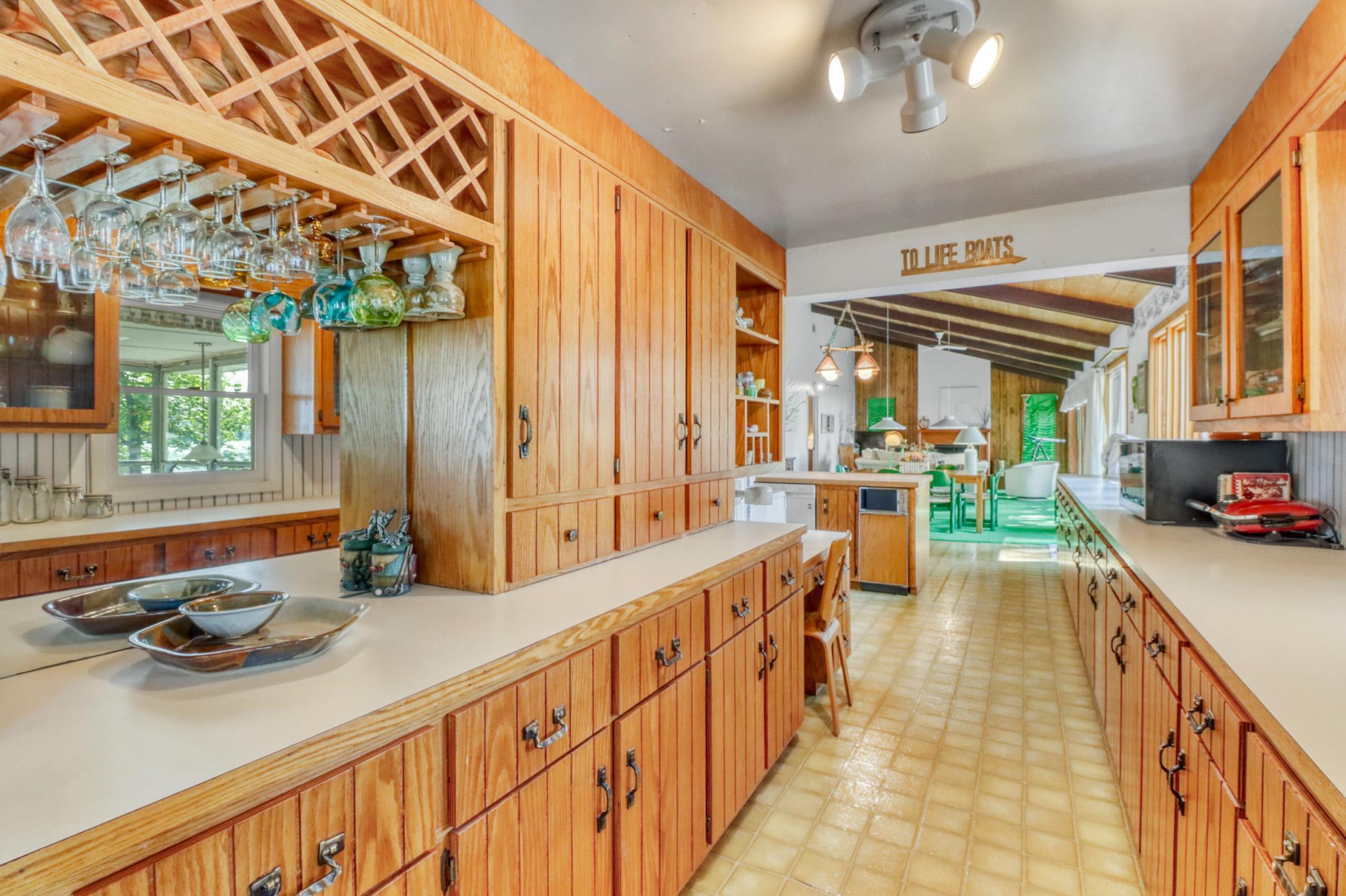 Kitchen1_9.JPG