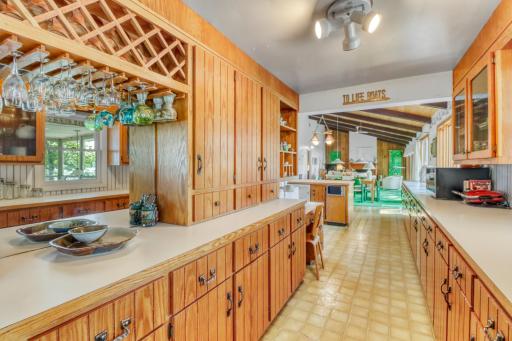 51301 County Highway 31, Detroit Lakes, MN 56501
