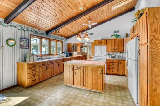 51301 County Highway 31, Detroit Lakes, MN 56501