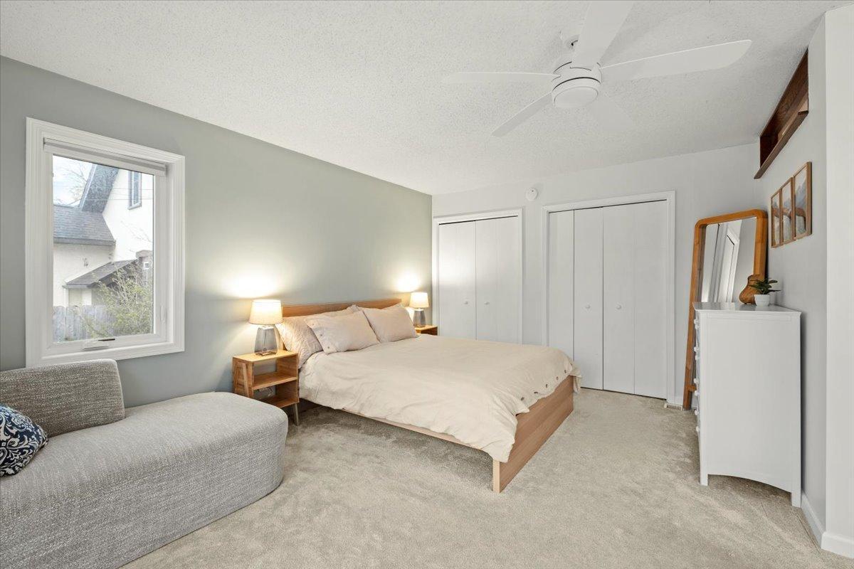 13-2545 Brighton Ave NE-0013.jpg