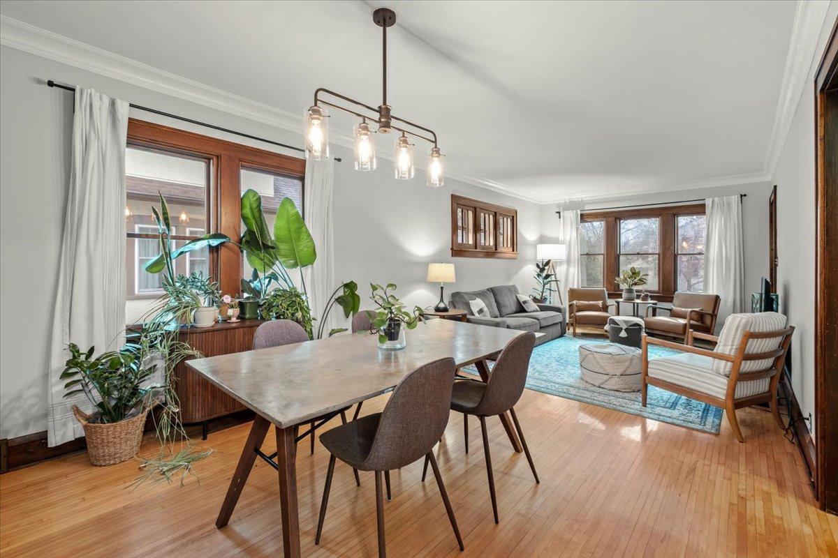 07-2545 Brighton Ave NE-0007.jpg