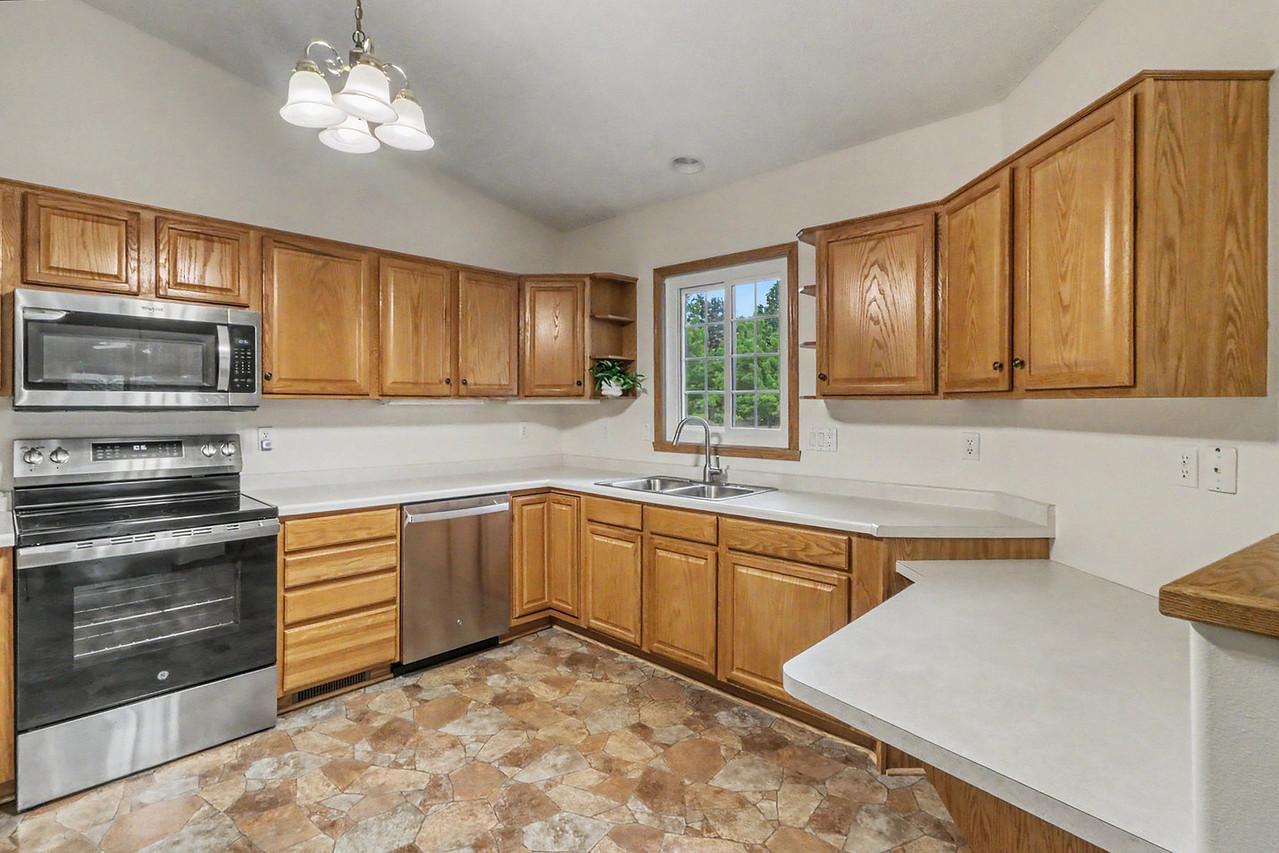 Kitchen1_5-1280.jpg
