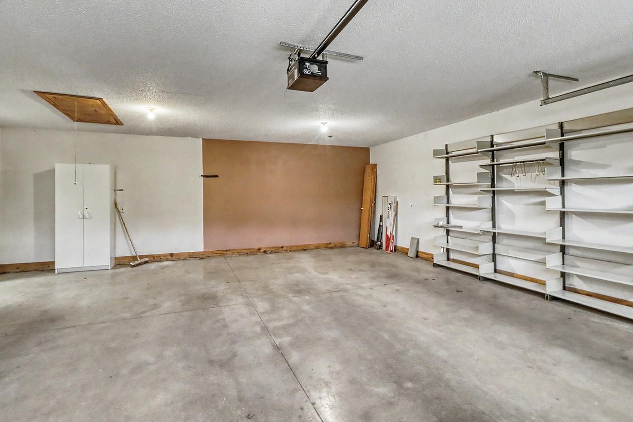 Garage1_2-1280.jpg