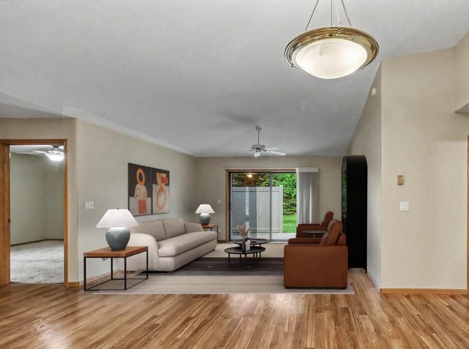 2940 - Virtual - Living Room.jpg