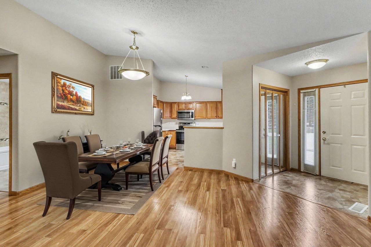 2940 - Virtual - Dining Room.jpeg