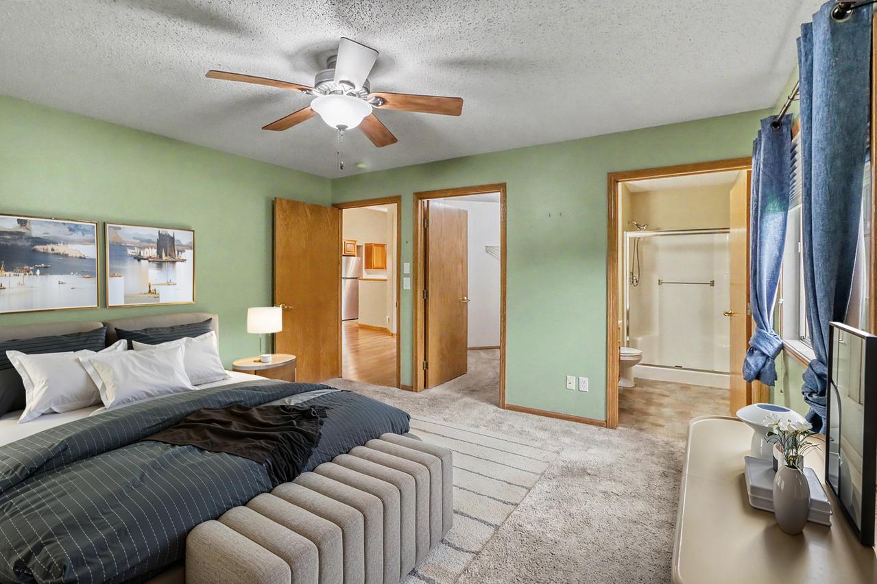 2940 - Virtual - Primary Bedroom.jpeg