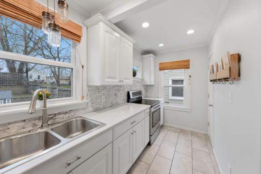 3619 Halifax Avenue N, Minneapolis, MN 55422