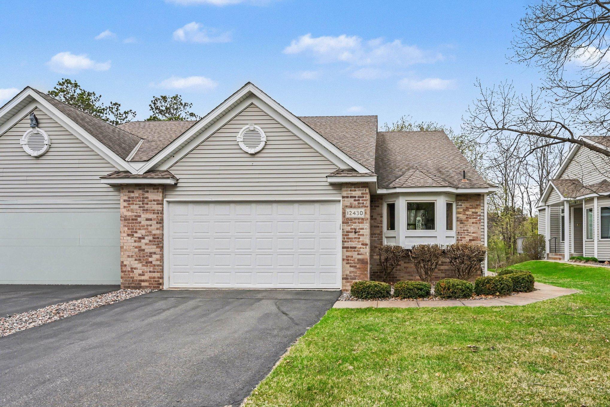 Welcome to 12430 Eagle Circle