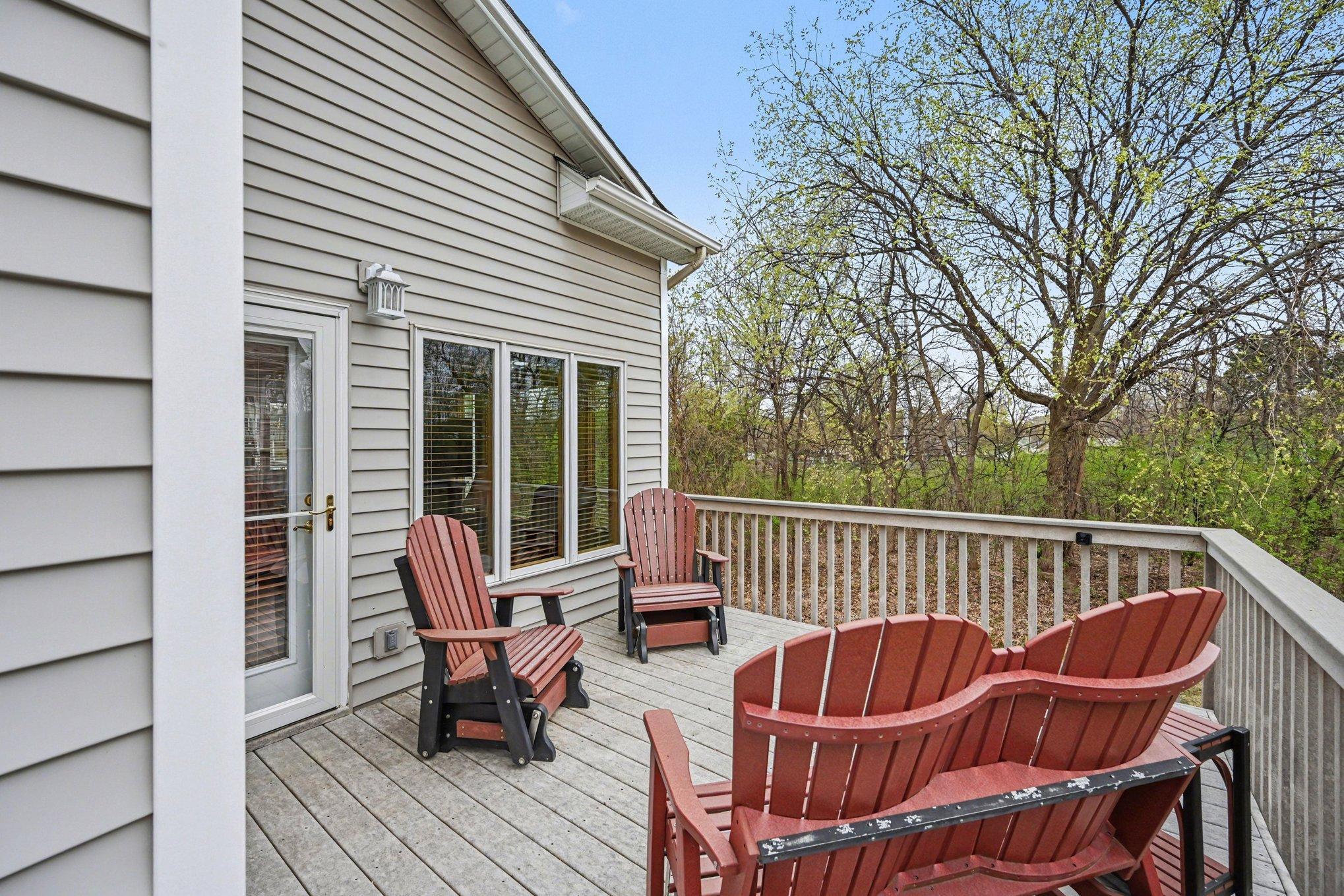 oversized wrap around maint free deck