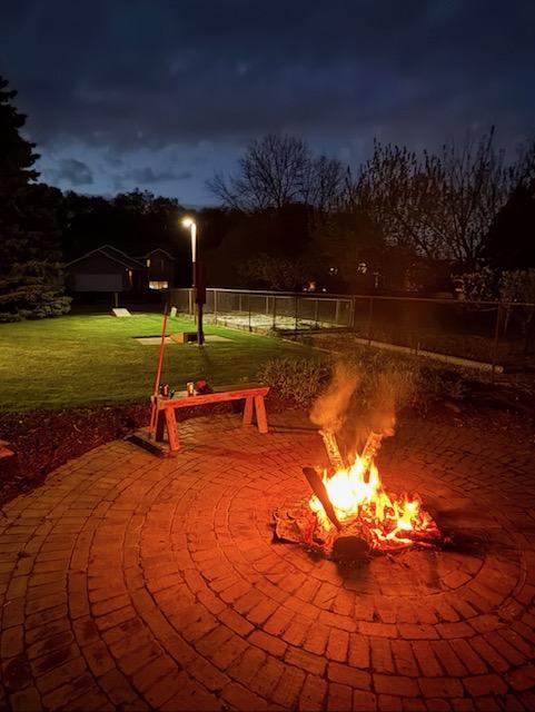 Fire pit and cornhole