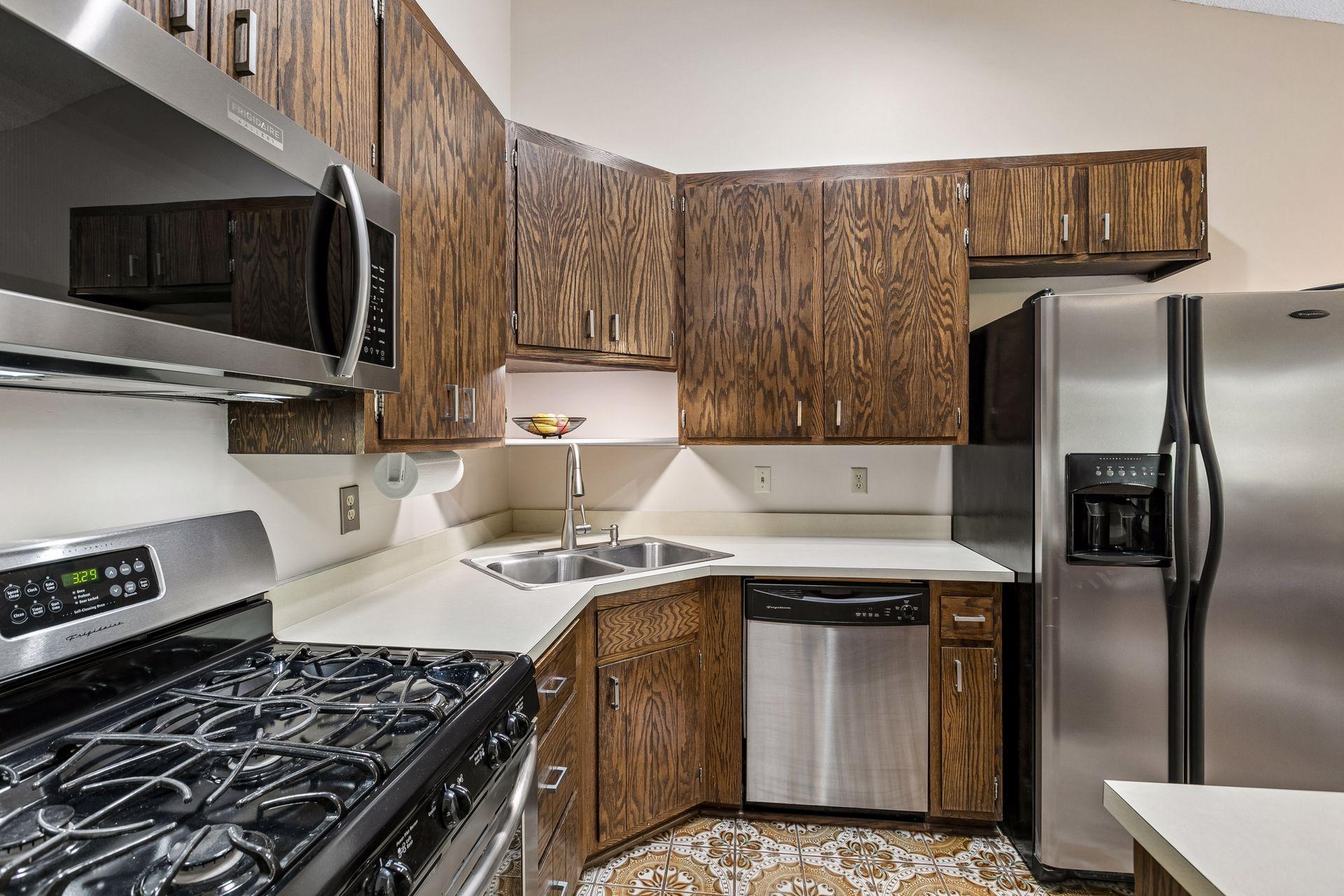 Note the stainless steel appliances.