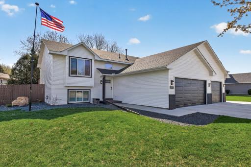 17558 Fieldcrest Avenue, Farmington, MN 55024