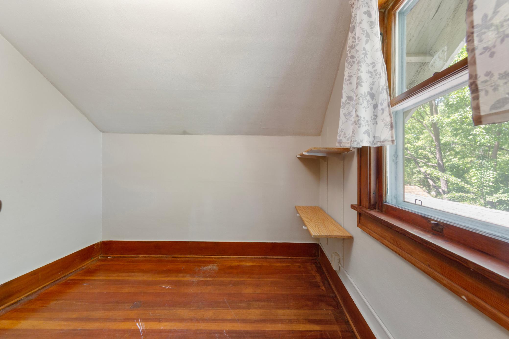 24 bedroom 1.jpg