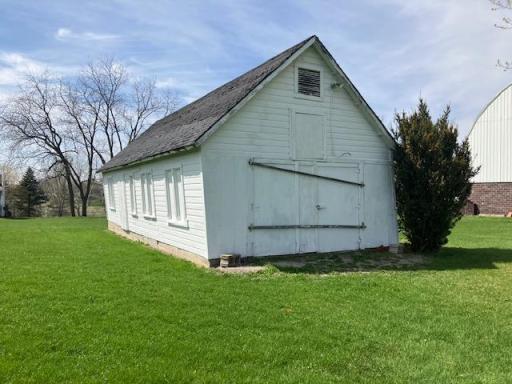 34693 145th Street, Waseca, MN 56093