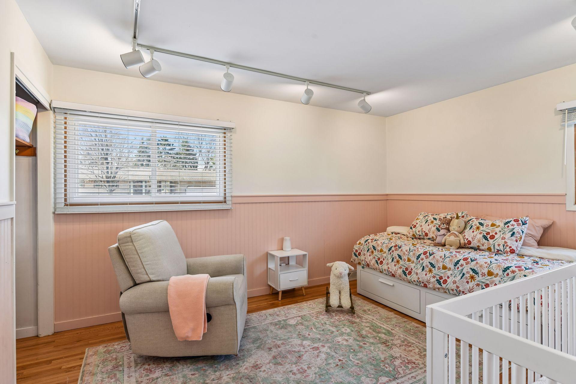 Second main floor bed