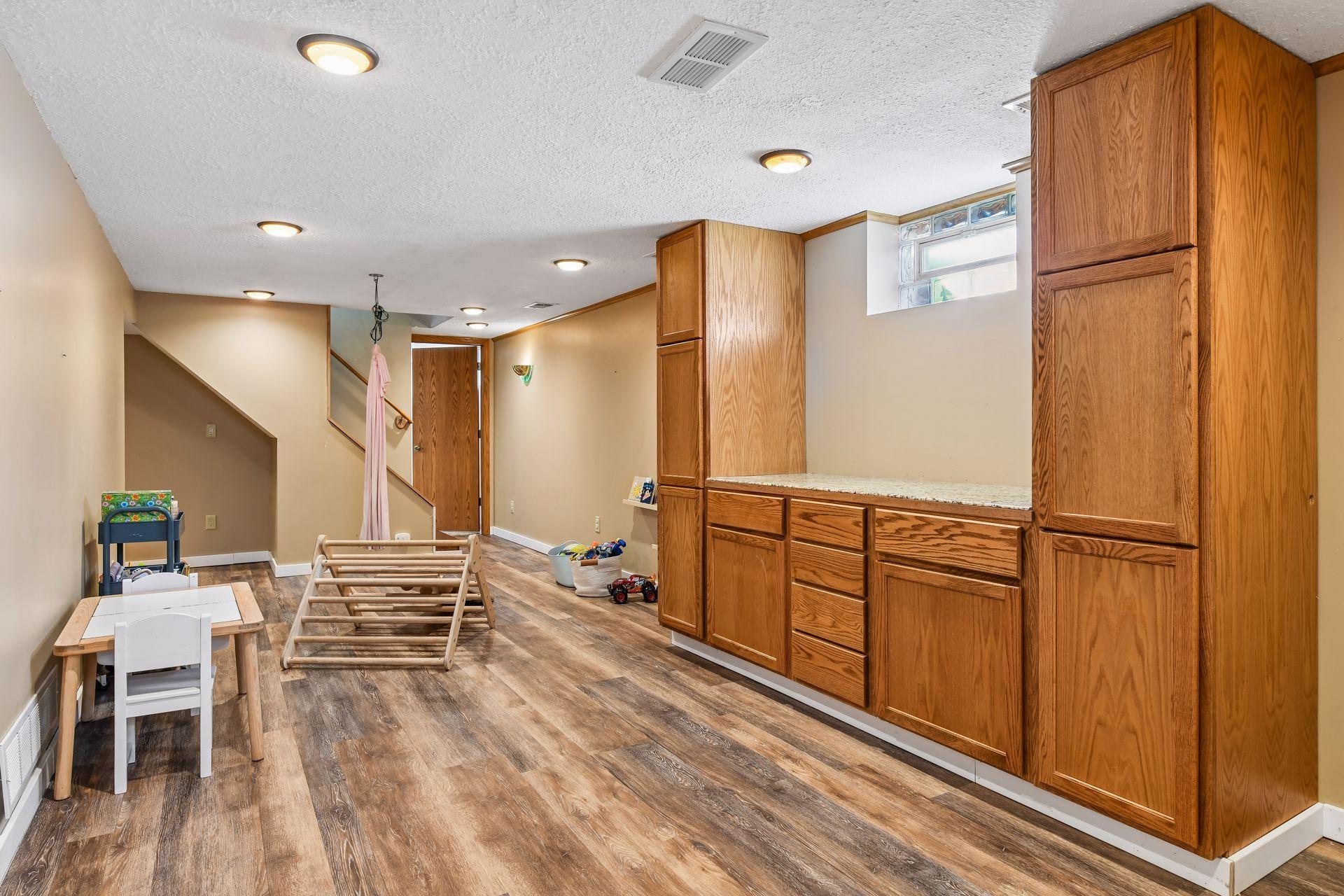 Great storage for crafts, toys, etc...