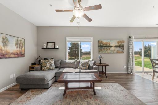 4312 Blakewood Drive, Shakopee, MN 55379