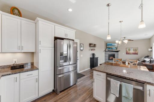 4312 Blakewood Drive, Shakopee, MN 55379
