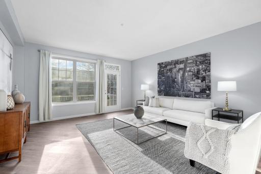 1667 Village Trail E, 5, Saint Paul, MN 55109