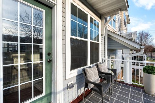 1667 Village Trail E, 5, Saint Paul, MN 55109