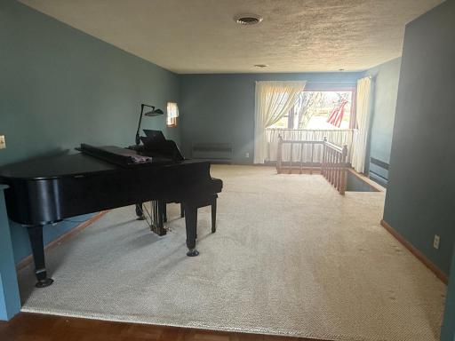 320 S Minnesota Street, Redwood Falls, MN 56283