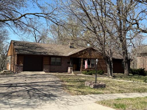 320 S Minnesota Street, Redwood Falls, MN 56283