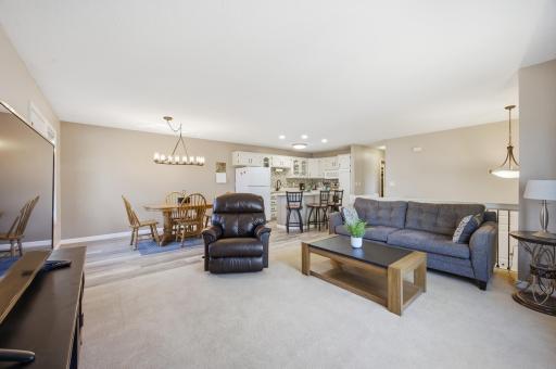 1 Prairiewood Crossing S, Fargo, ND 58103