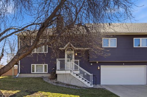 1 Prairiewood Crossing S, Fargo, ND 58103