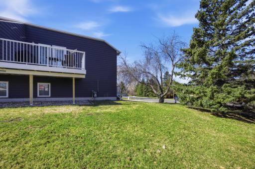 1 Prairiewood Crossing S, Fargo, ND 58103