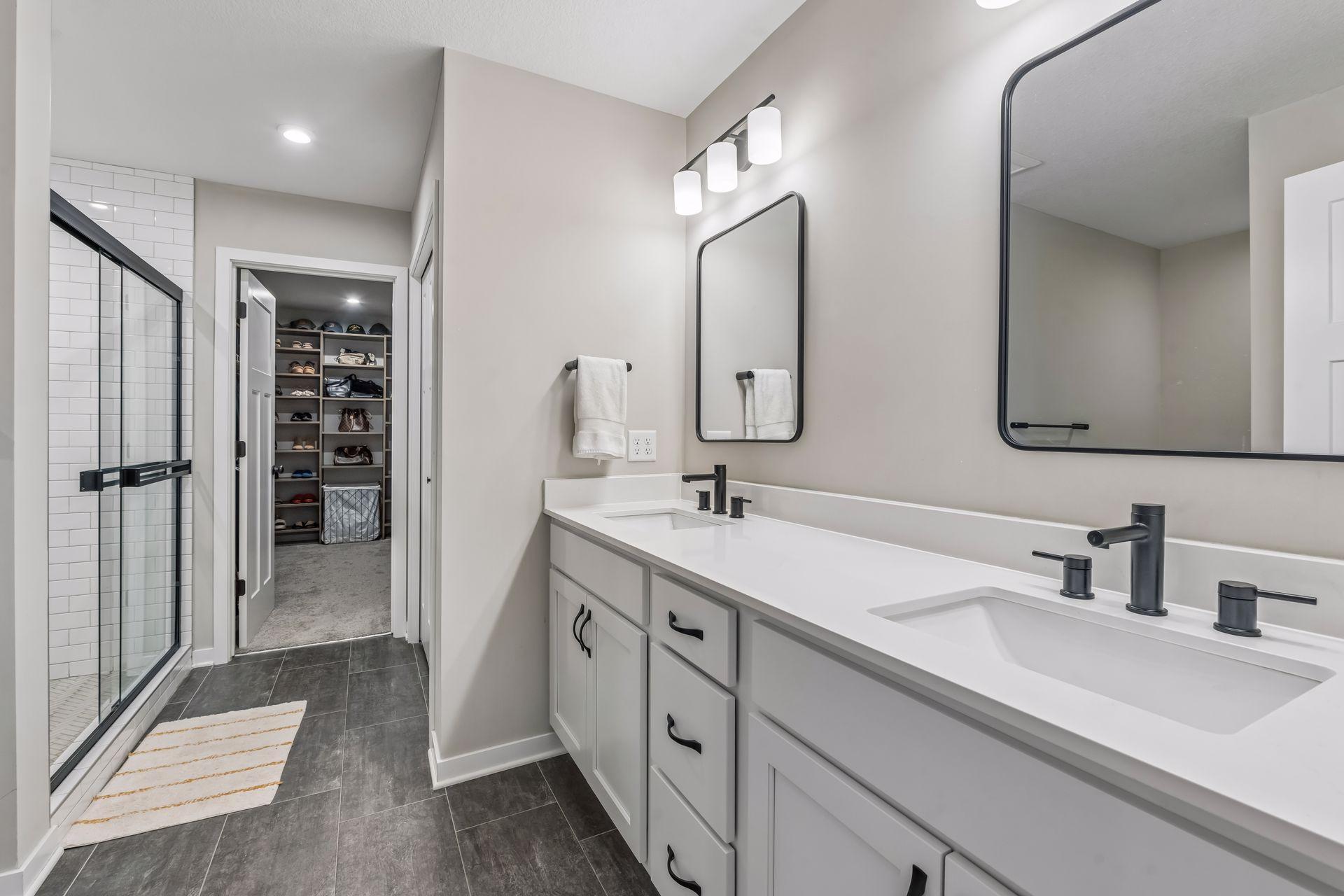 Double vanity in primary bath