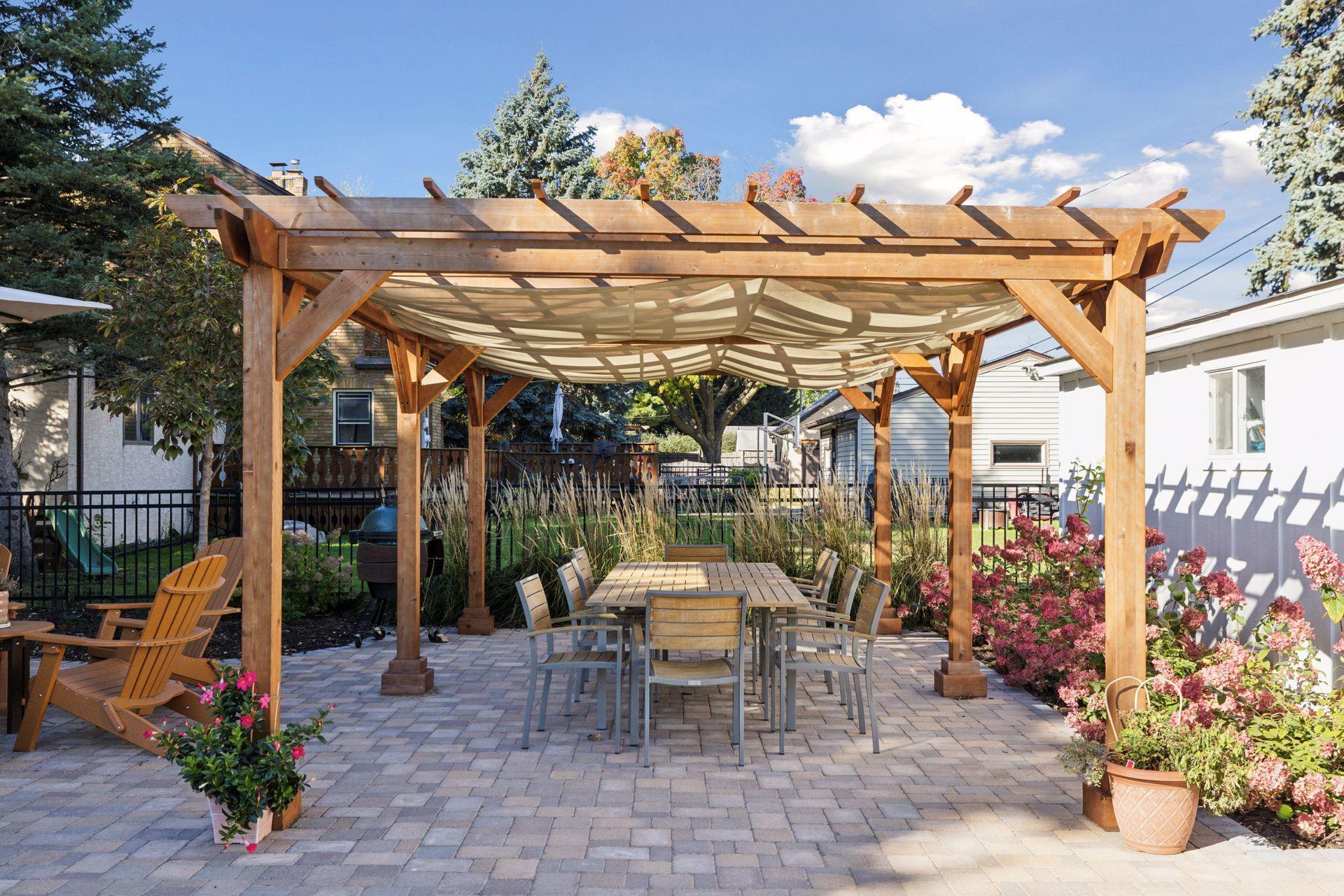 Wow! Spend all summer here!