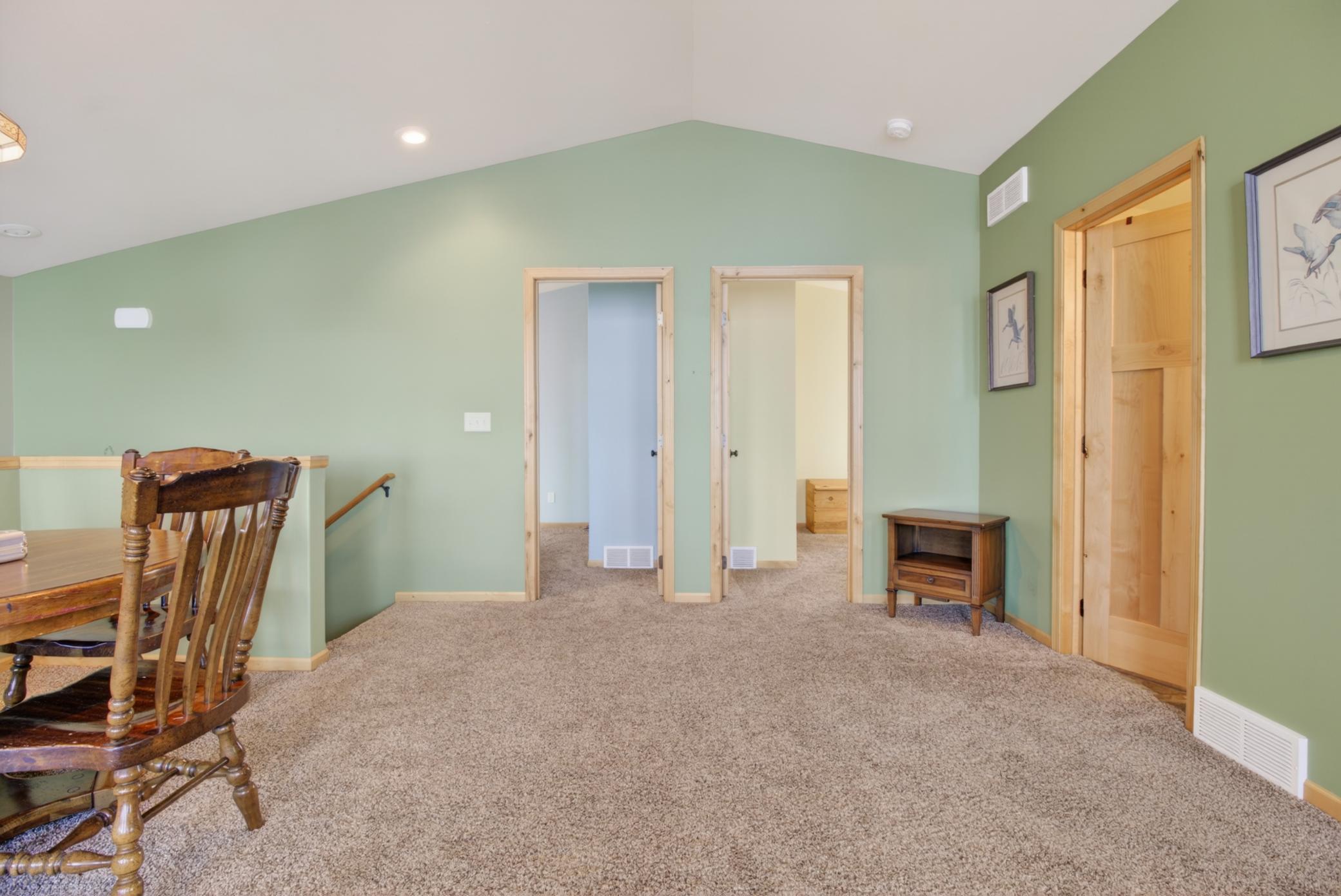 2 bedrooms upstairs.jpg