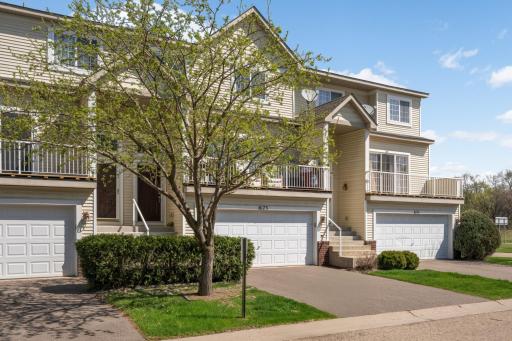 Spend more time doing the things you enjoy with the lawn and snow removal done for you by living in this move-in ready townhome.