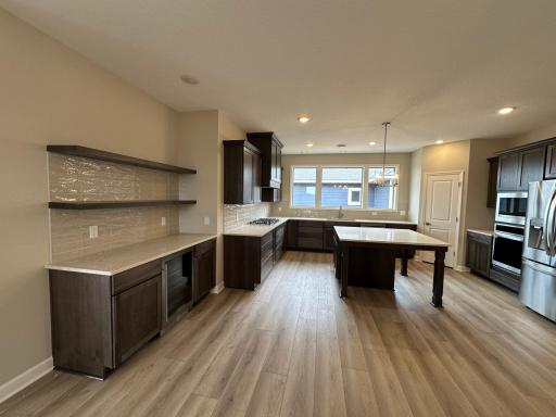 17710 Everest Avenue, Lakeville, MN 55044